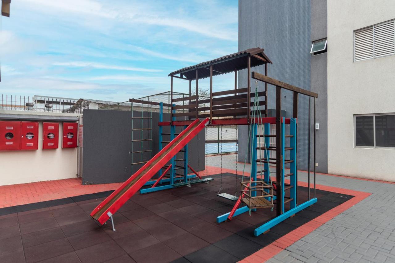Family Space Curitiba/Vaga De Garagem Gratis المظهر الخارجي الصورة